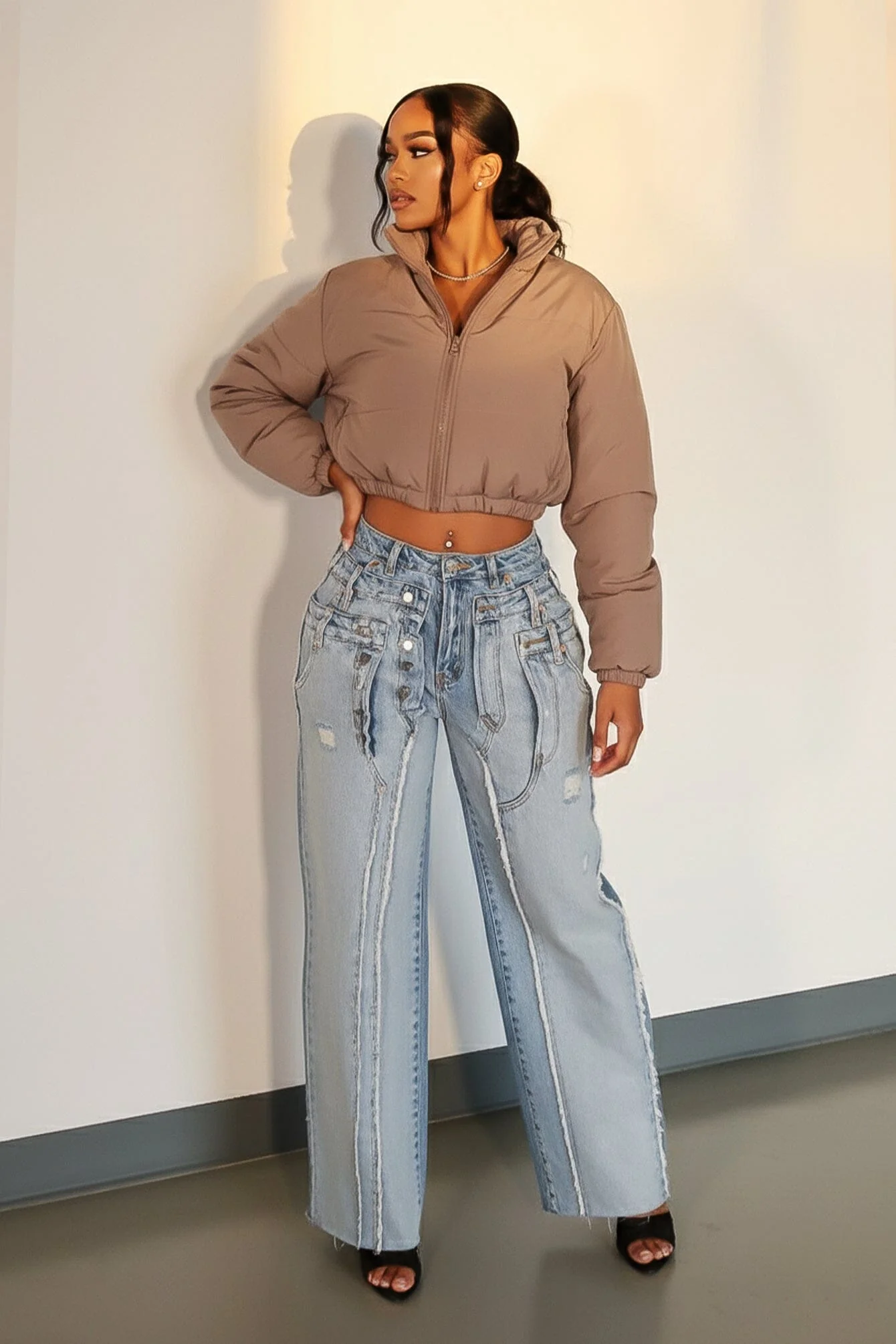Hugging Winter Puffer Cropped Jacket - Image 5