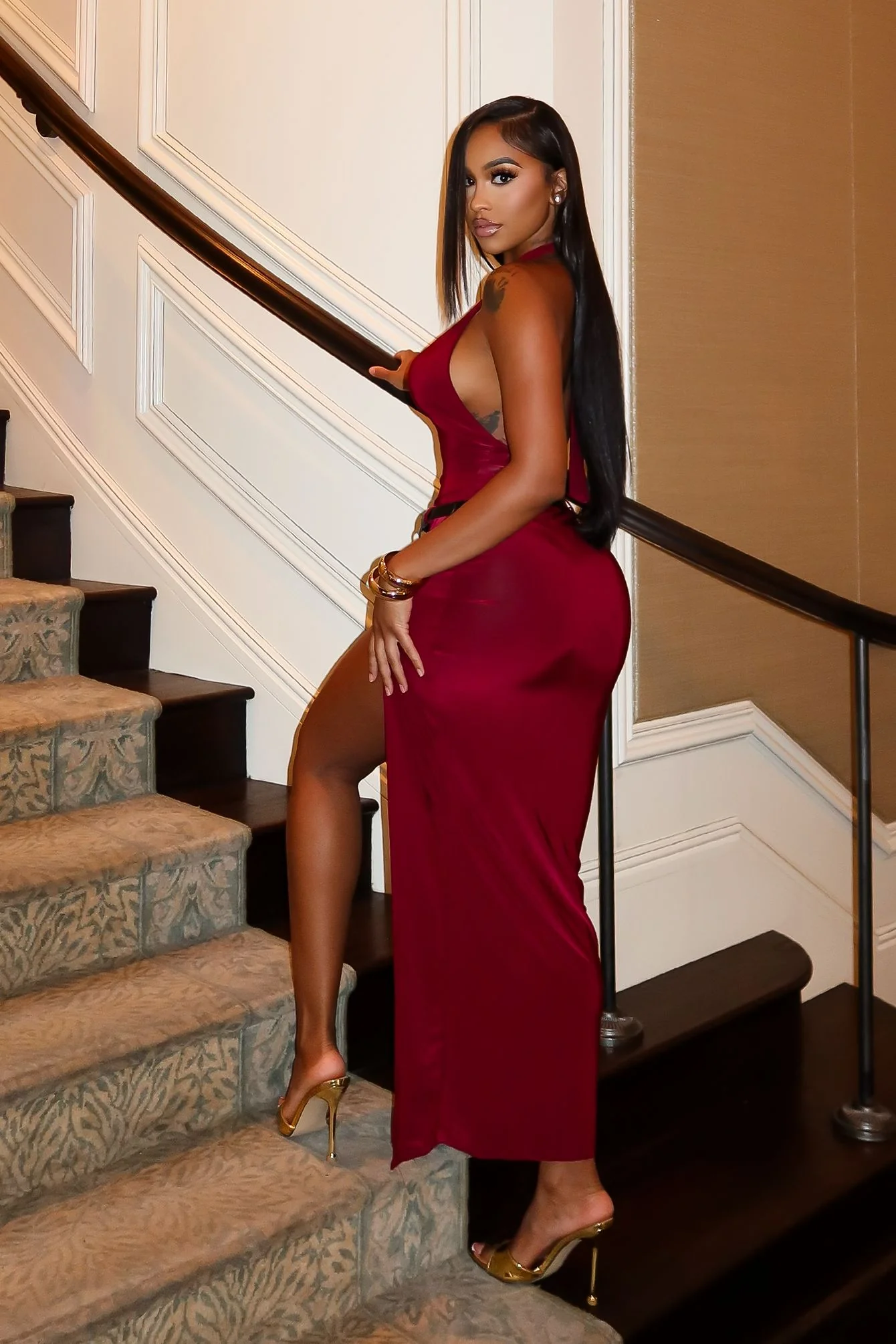 Nuit Allure Halter Maxi Dress - Image 3