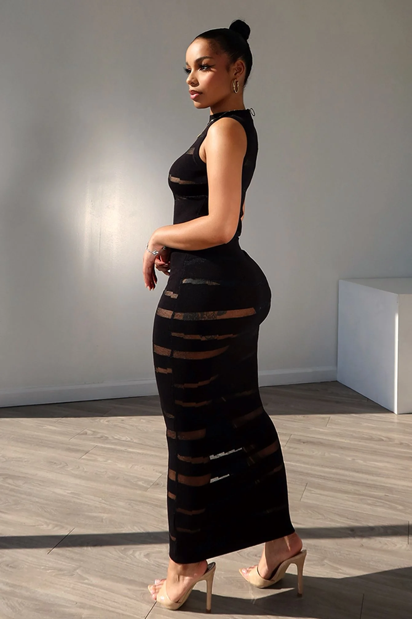 Obsidian Mesh Knit Contrast Dress - Image 4