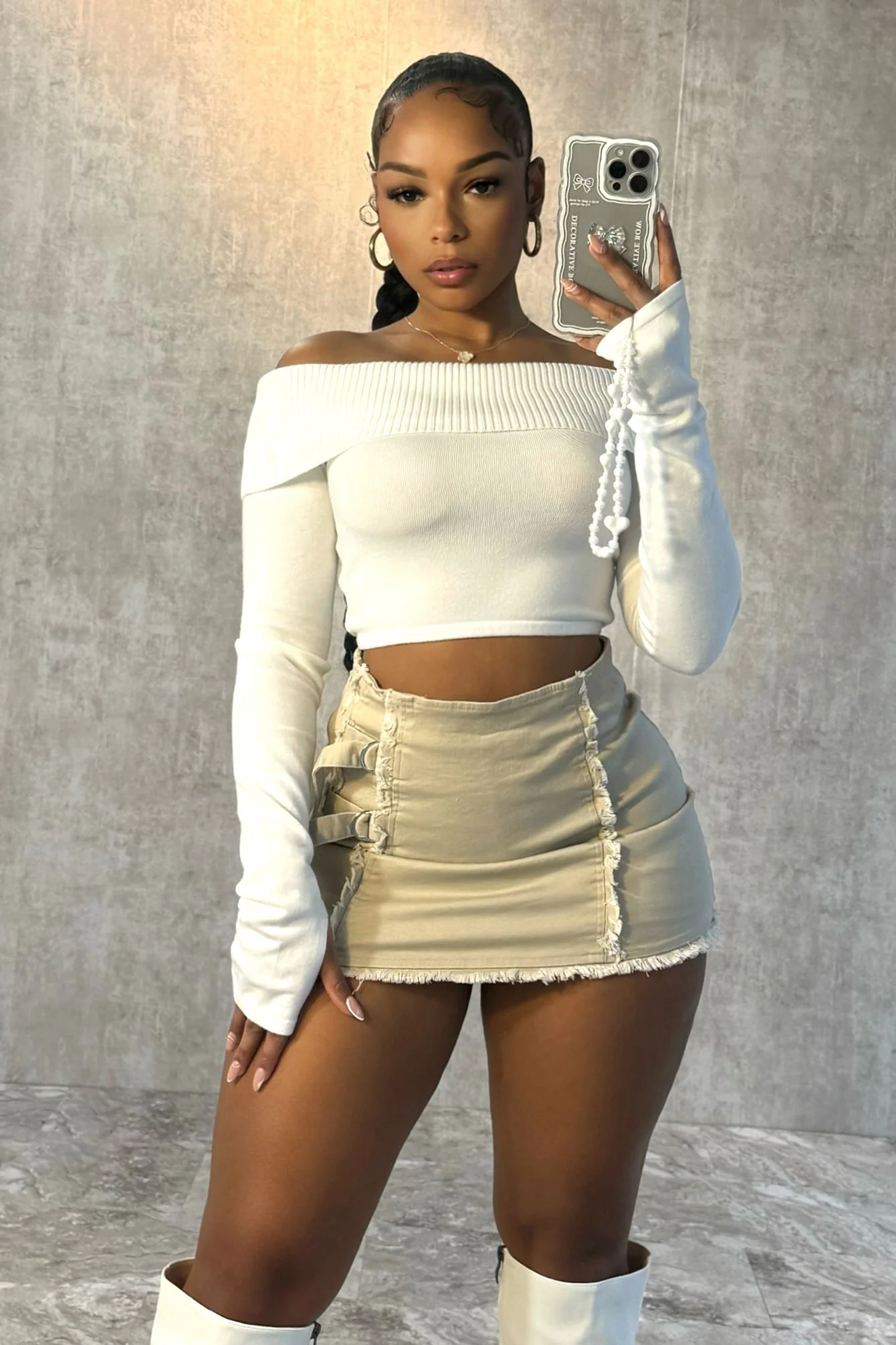 On My Mind Thumbhole Crop Top - Image 4