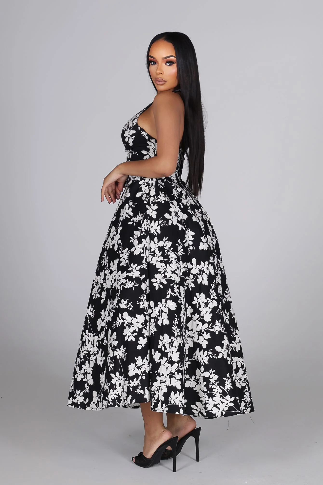 Sersei Lace Up Floral Midi Dress - Image 2