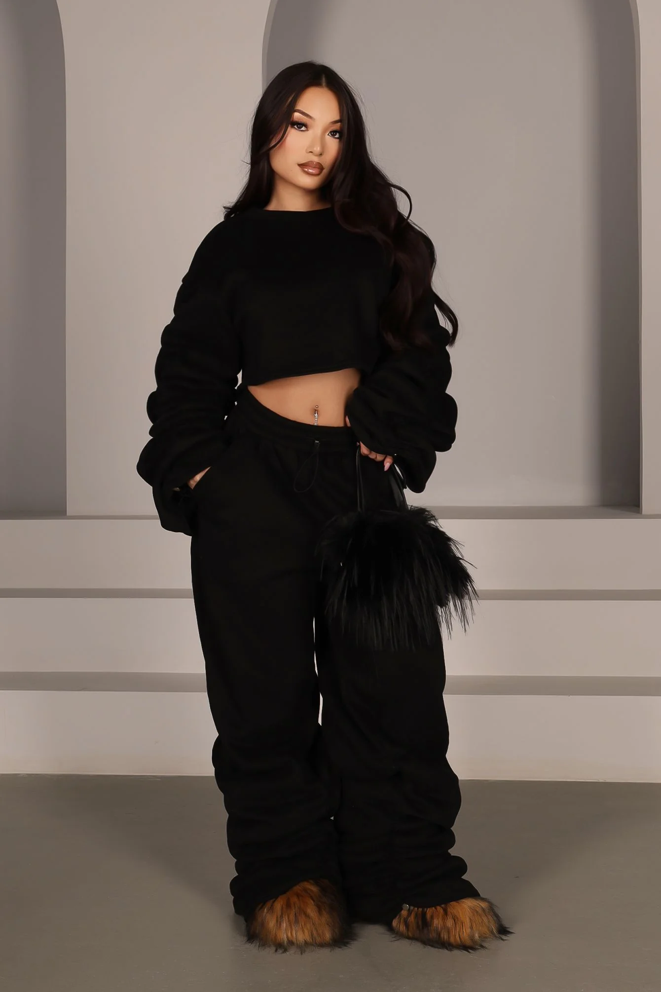 Slow Down Ruched Top & Cargo Jogger SET - Image 5