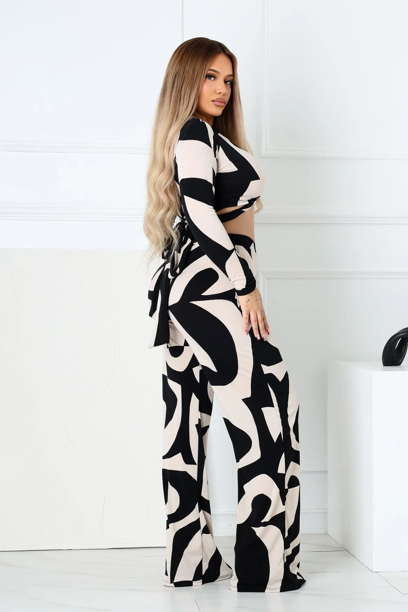Wendy Mesh Picoso Print Top & Pants SET - Image 2